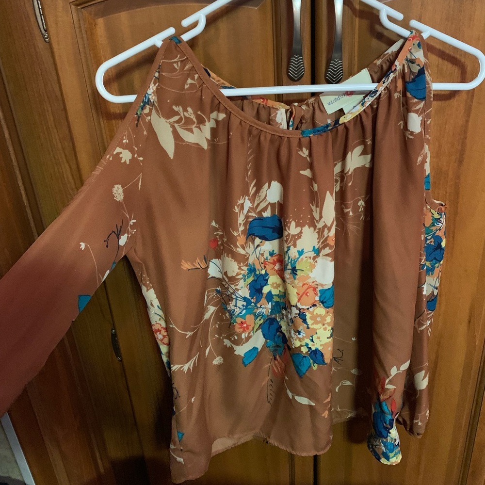 Brown no shoulder shirt